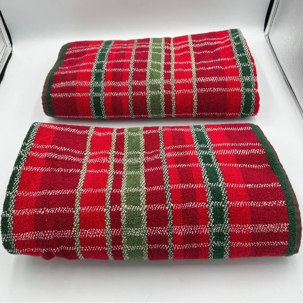 Lenox Plaid Bath Towels Set of 2 Red Green White NWOT Cotton Holiday Decor